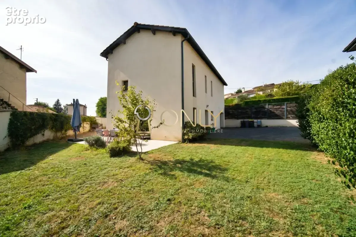 Saint Didier de Formans - Maison individuelle - 122 m² habitable - 3 chambres - Garage - photo 4