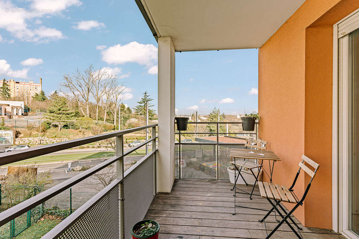 Appartement à VENISSIEUX