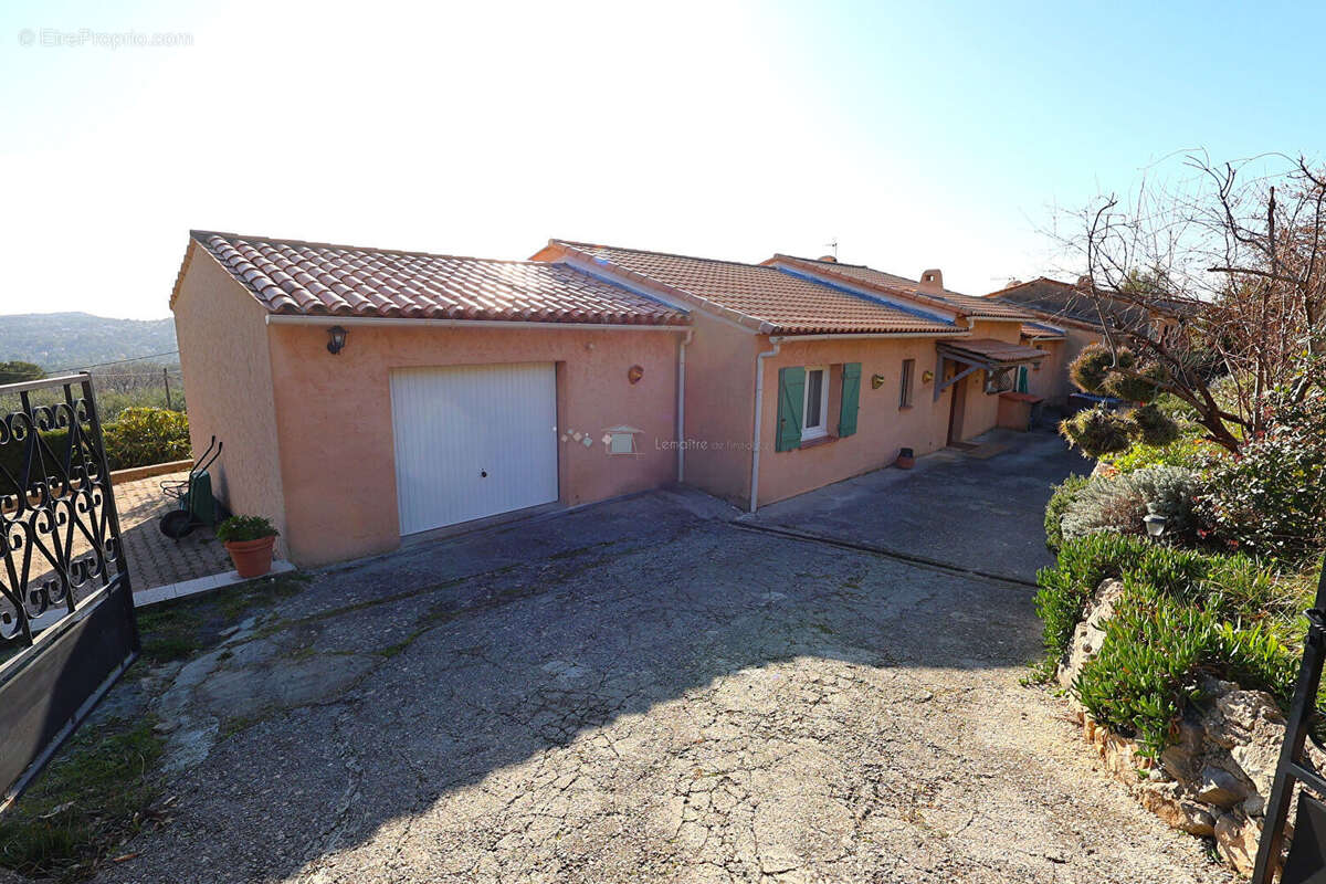 Maison à LE TIGNET