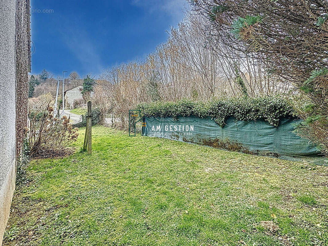 Maison à CHATEAUNEUF-LA-FORET