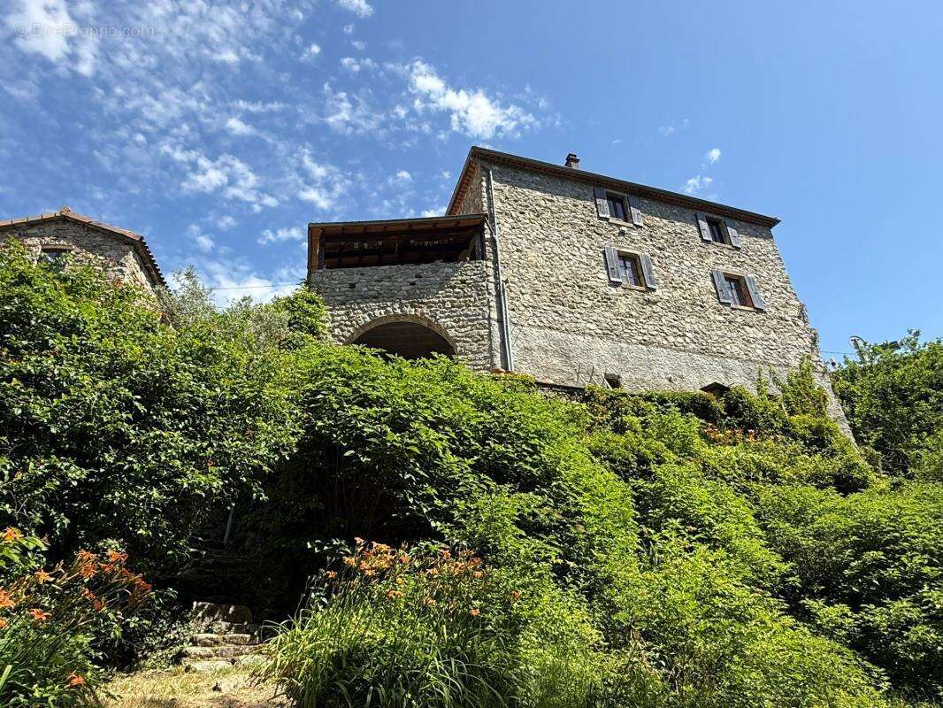 Maison à ROCLES