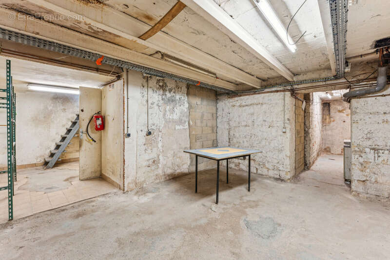 Commerce à PARIS-17E