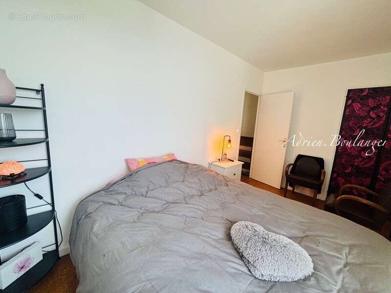 Maison à VAUX-LE-PENIL