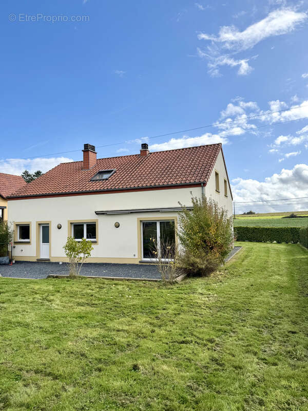 Maison à ALLONDRELLE-LA-MALMAISON