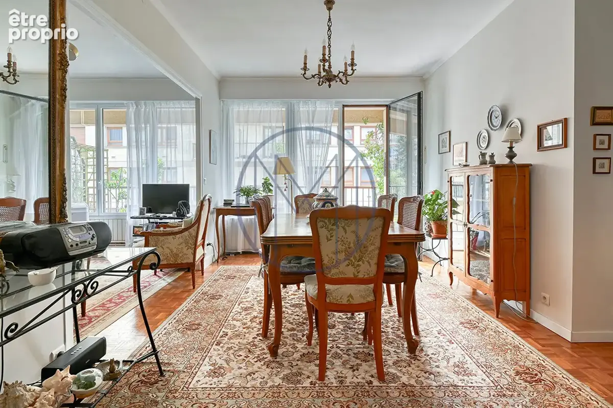 Appartement Versailles 4 pièce(s) 91.77 m2 - photo 2