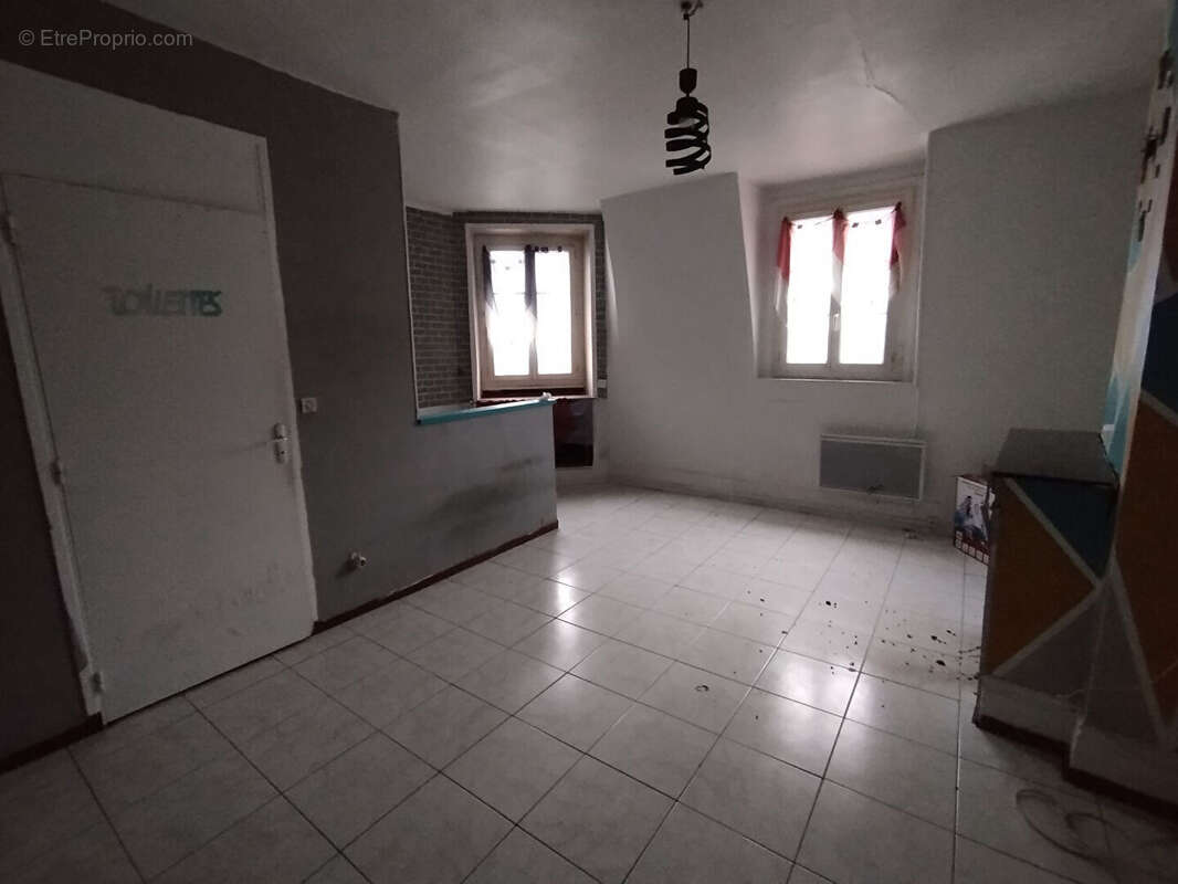 Appartement à ANIZY-LE-CHATEAU