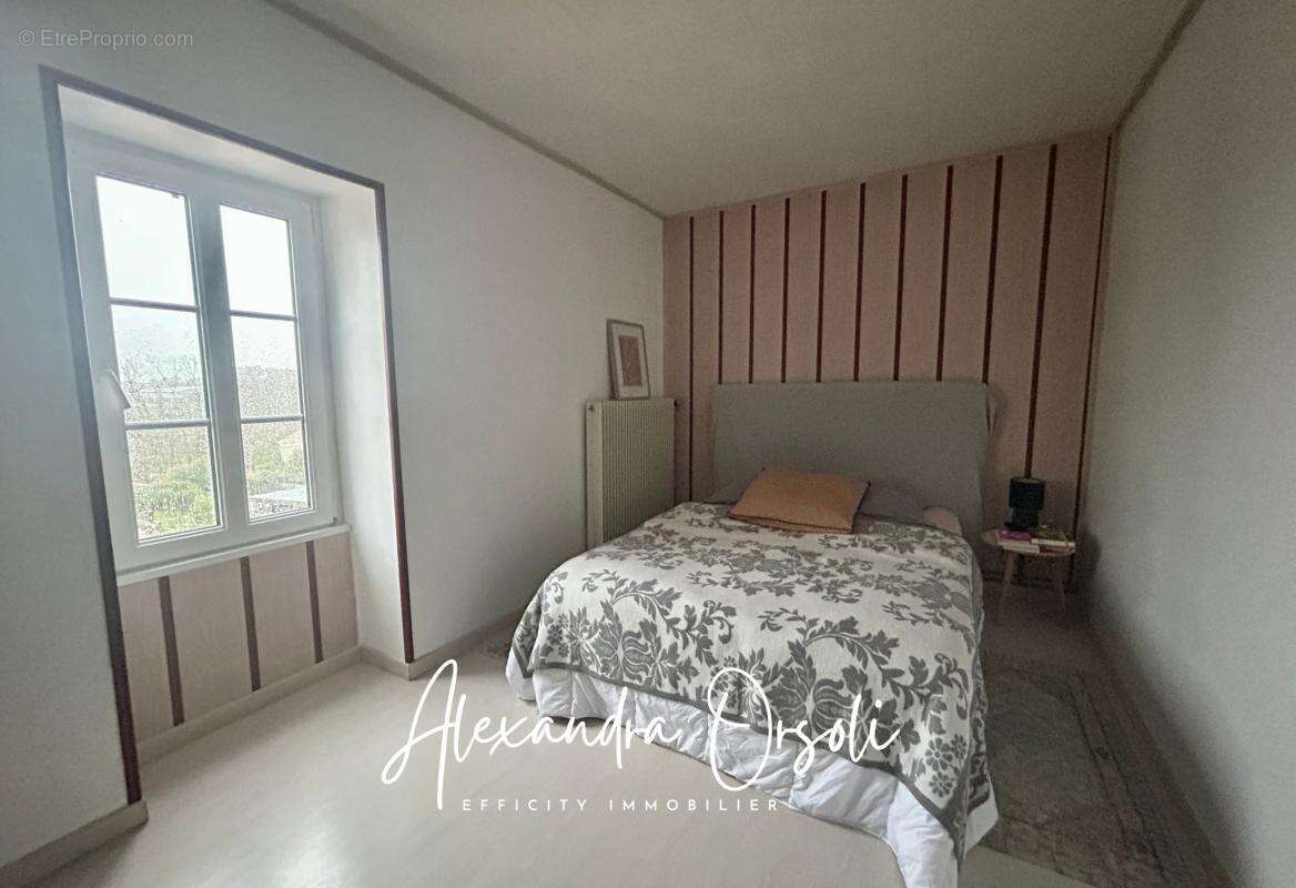 Maison à BELLEVILLE-SUR-VIE