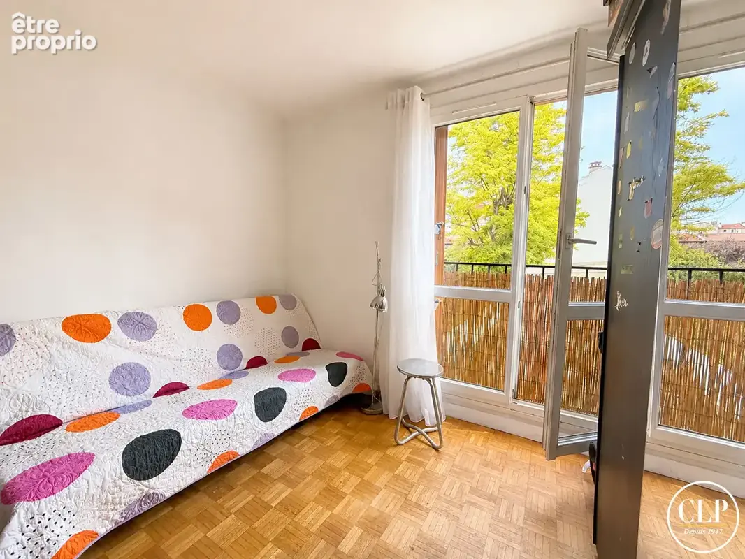 Appartement 4 pièces avec balcon - Coeur des RIGOLLOTS - Limite VINCENNES - photo 6