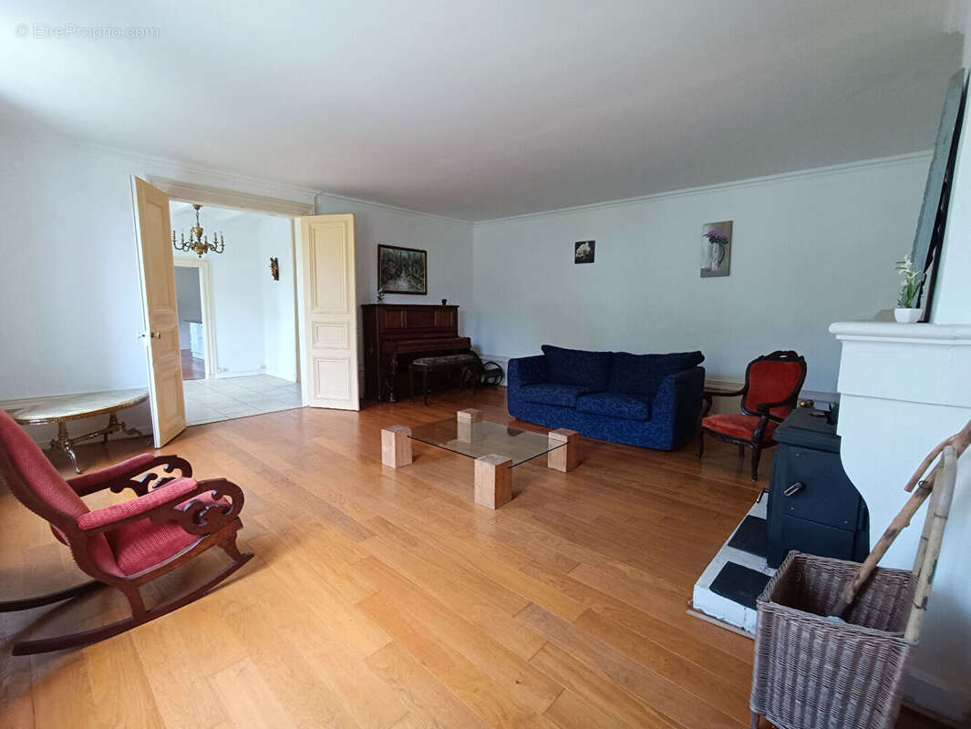 Maison à SAINTE-SEVERE