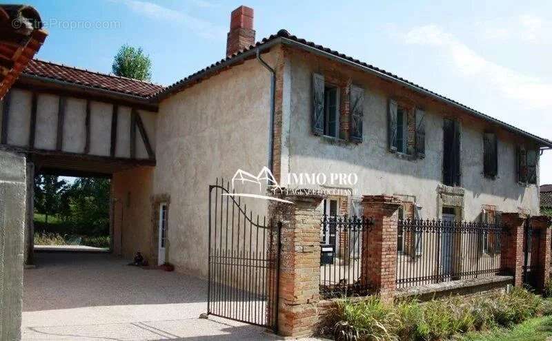 Maison à L&#039;ISLE-EN-DODON