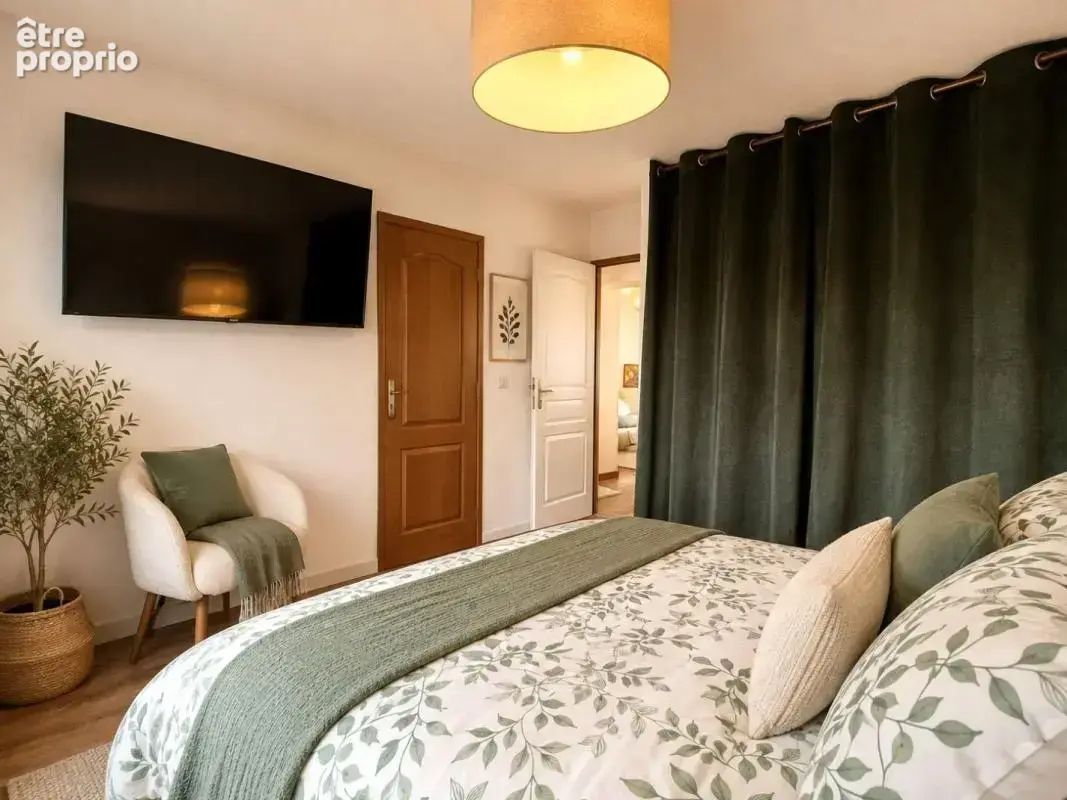 Maison 5 pièces 92 m² à vendre à Pierre-De-Bresse (71270) - photo 4
