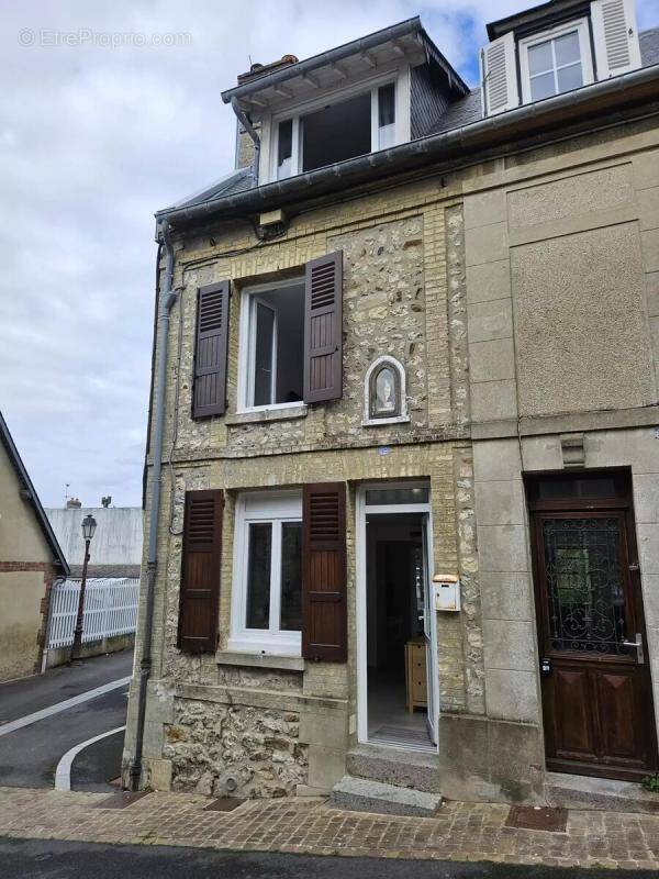 Maison à VILLERVILLE