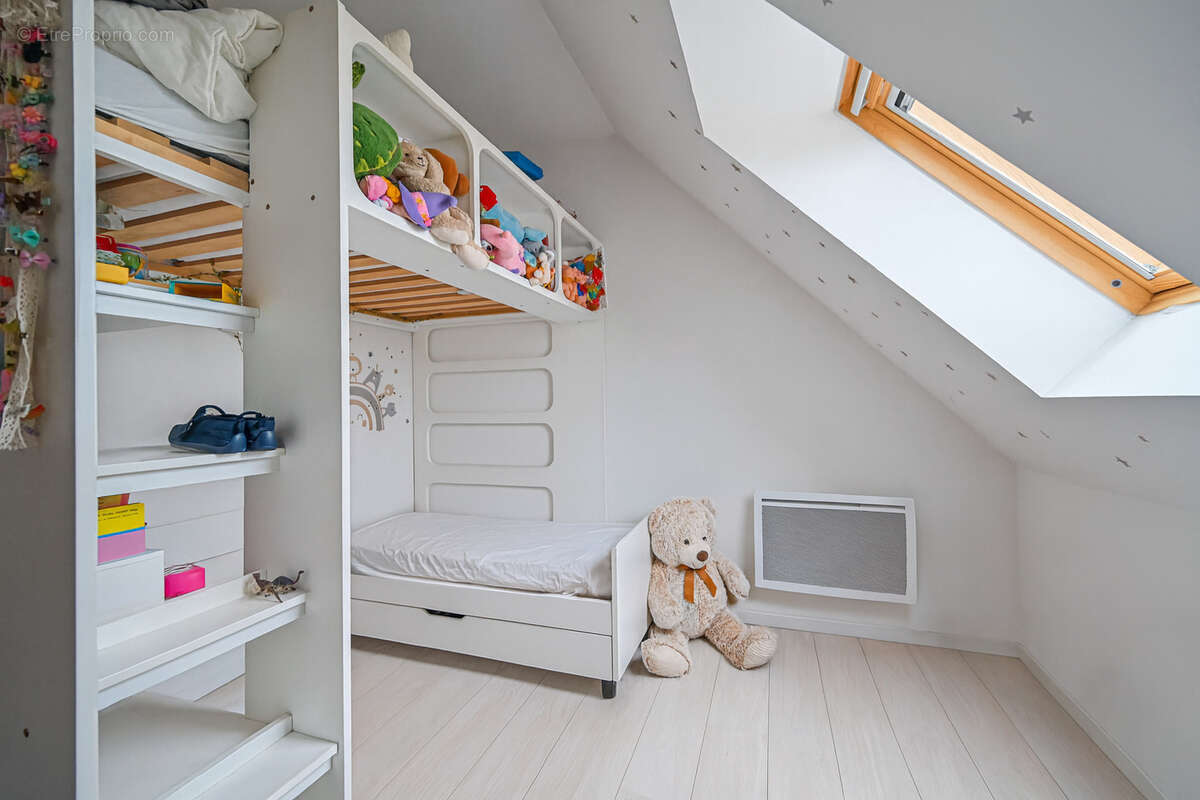 Appartement à COLOMBES