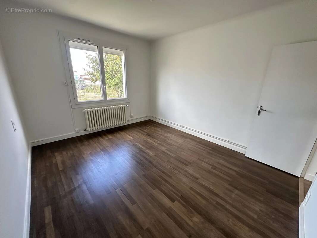 Maison à SAINT-CHRISTOPHE-DU-LIGNERON