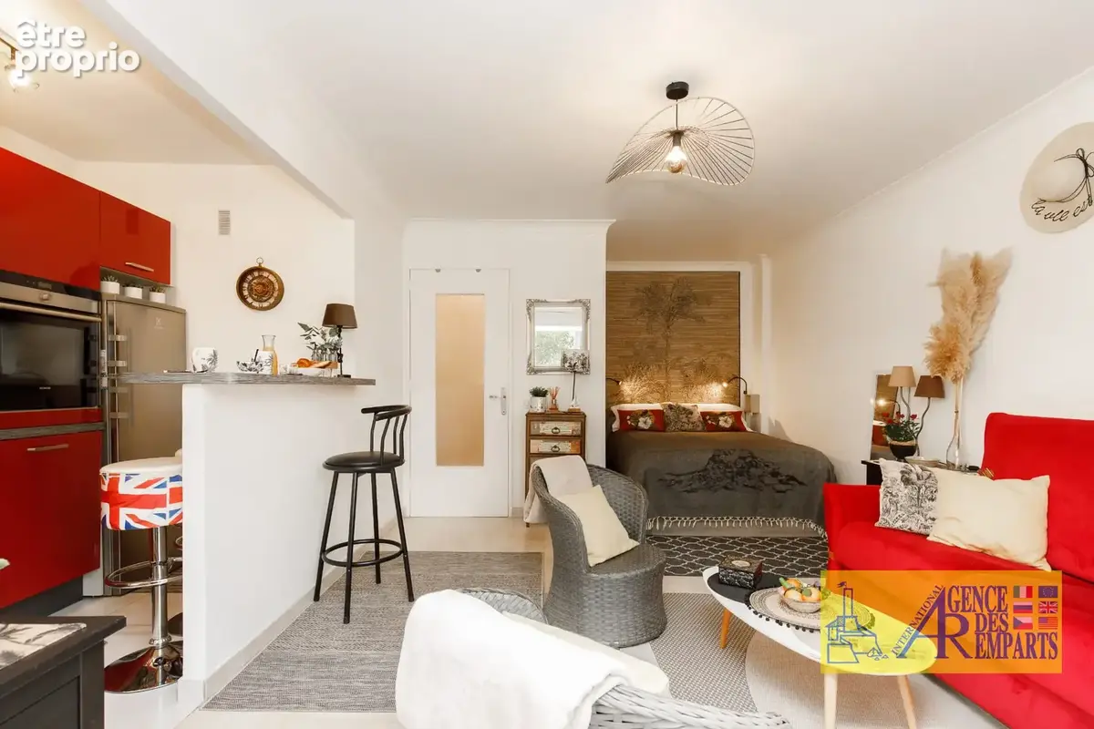 Beau studio avec coin nuit avec vue mer   Quartier Ponteil Antibes - photo 5