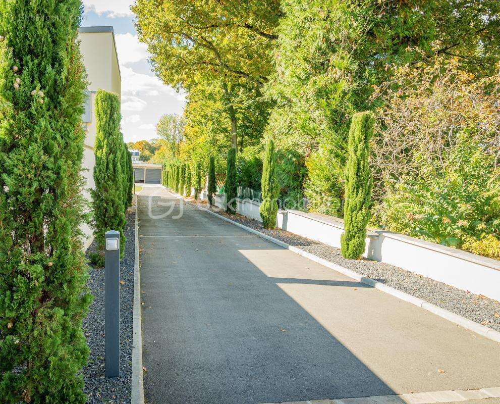 Maison à FONTAINEBLEAU