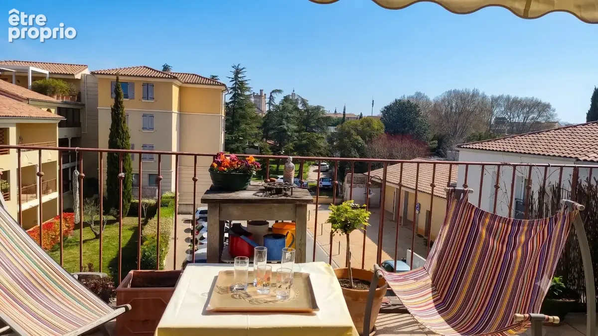 Appartement à UZES