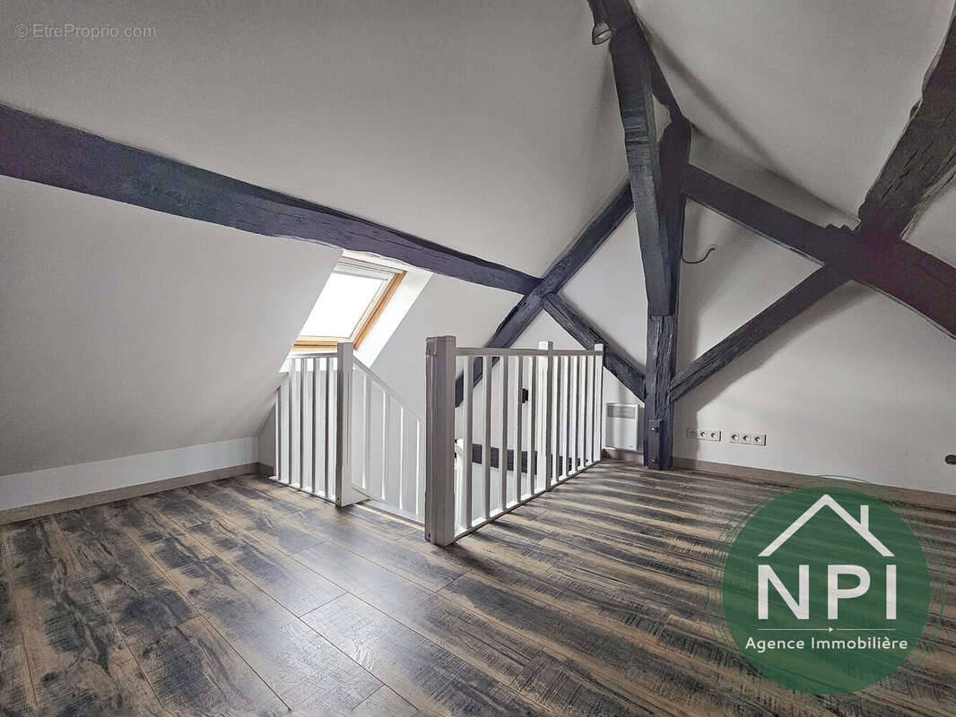 Appartement à PRINGY