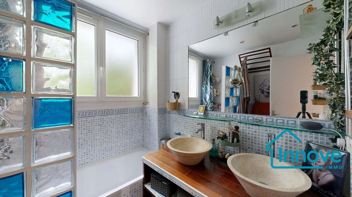 Appartement à LA CELLE-SAINT-CLOUD