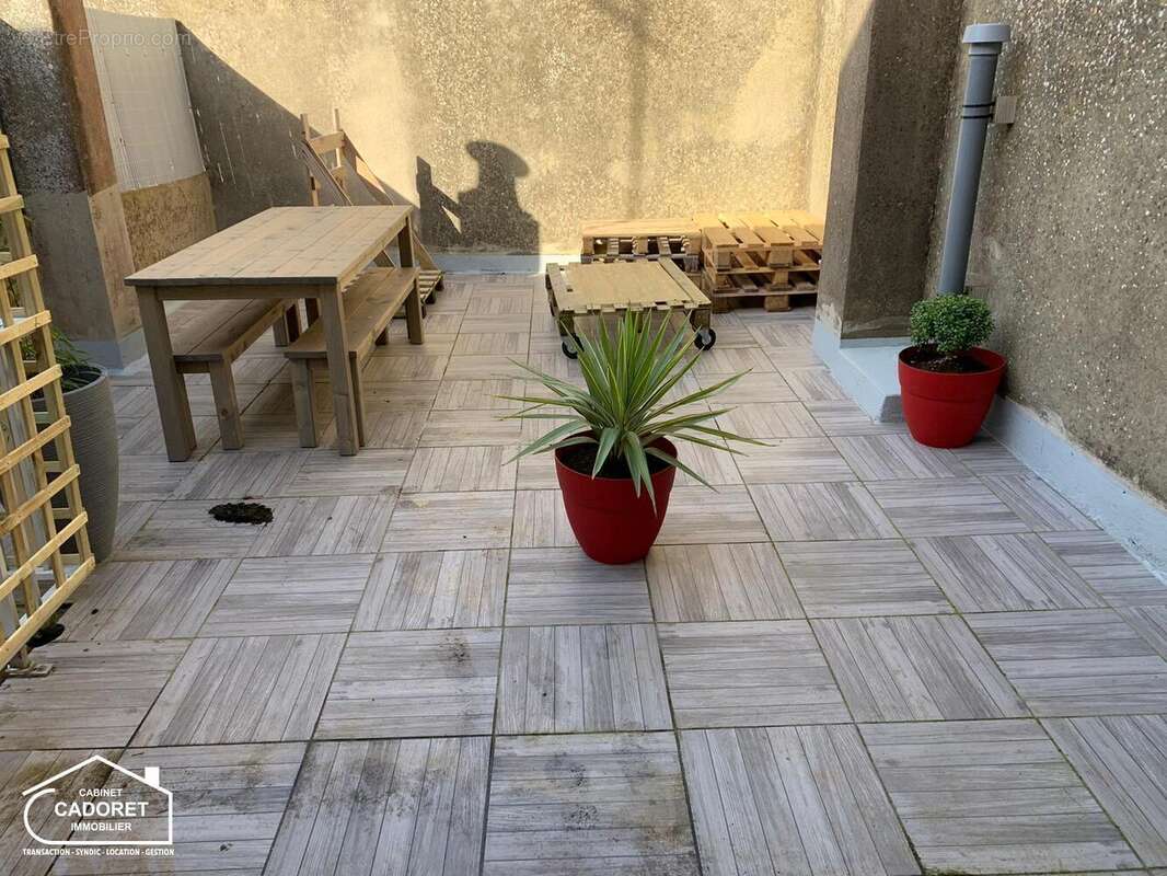   - Maison à PAIMBOEUF