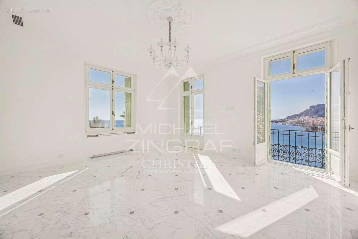 Maison à ROQUEBRUNE-CAP-MARTIN