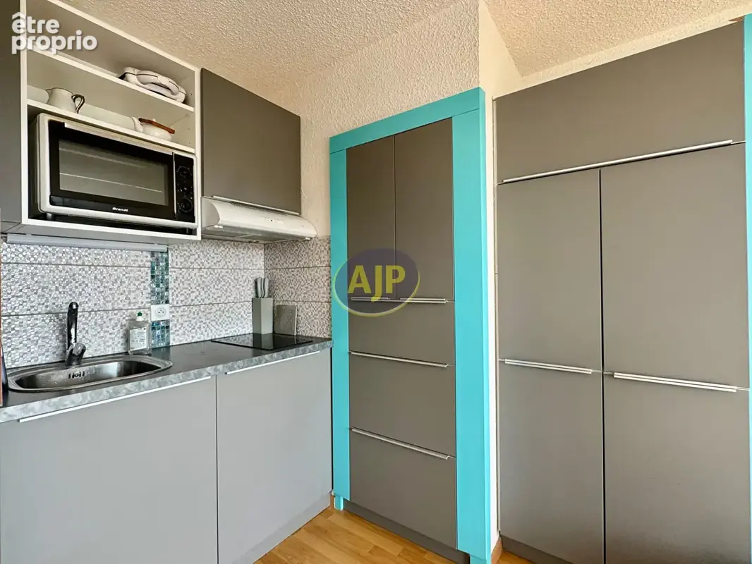 Appartement notre dame apercu mer et canal + parking prive - photo 5