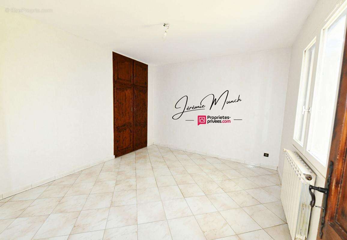 Maison à SIX-FOURS-LES-PLAGES