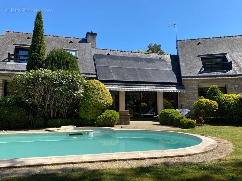 Maison à PLOEMEL