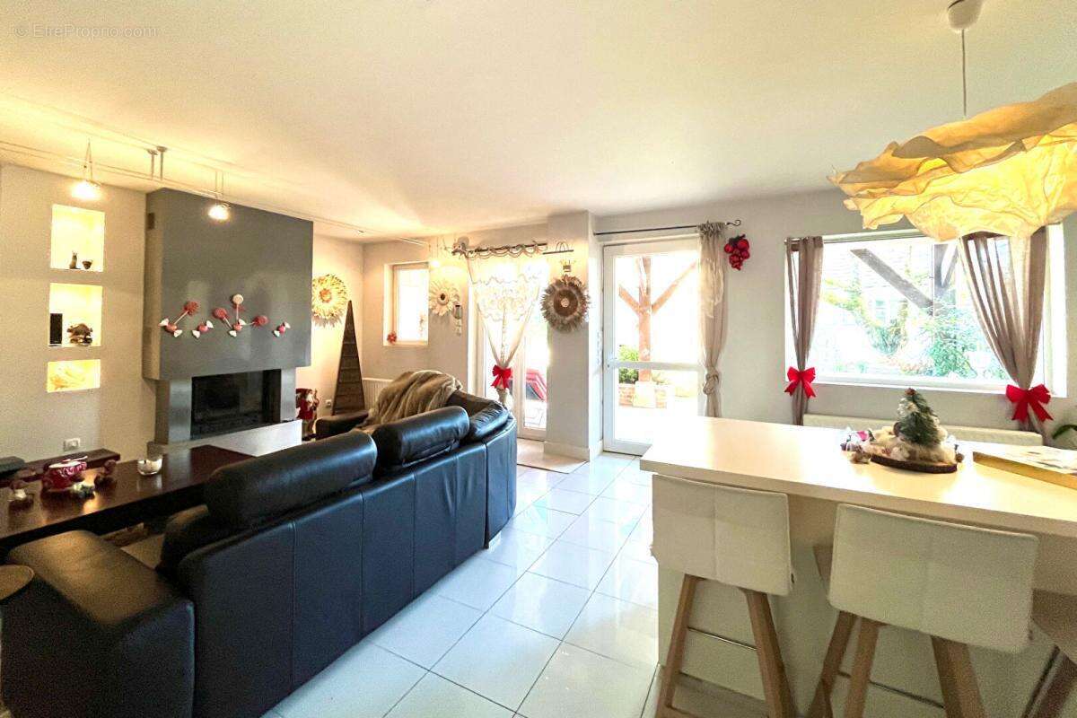 Maison à TRACY-LE-MONT