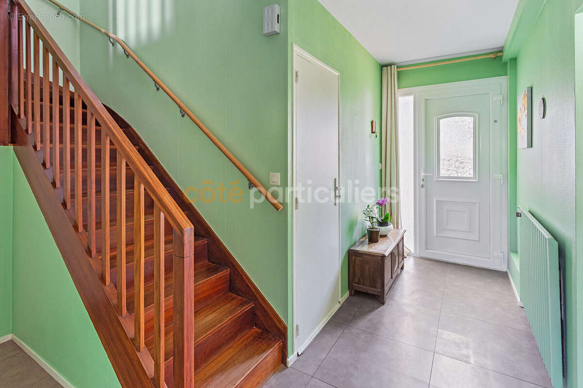 Maison à SAINTE-LUCE-SUR-LOIRE