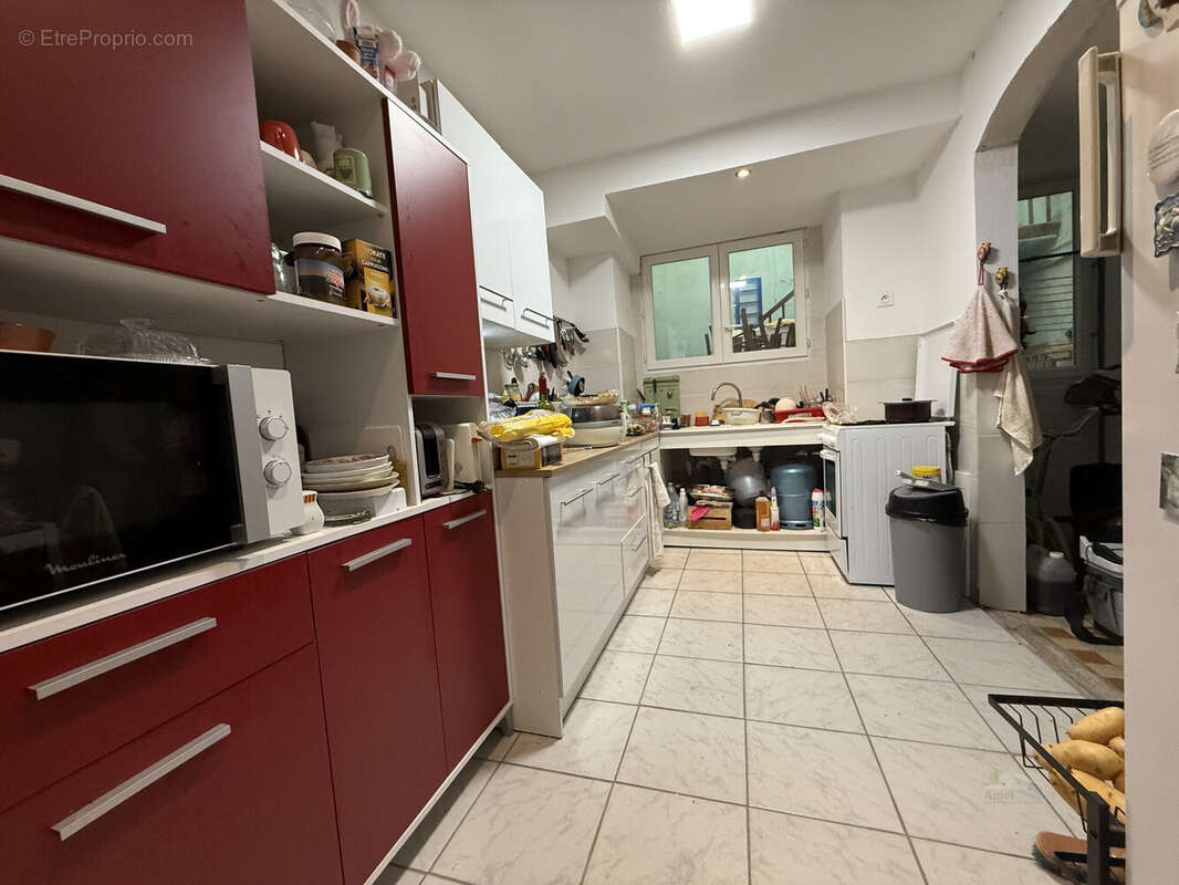 Cuisine - Maison à LE GRAND-SERRE