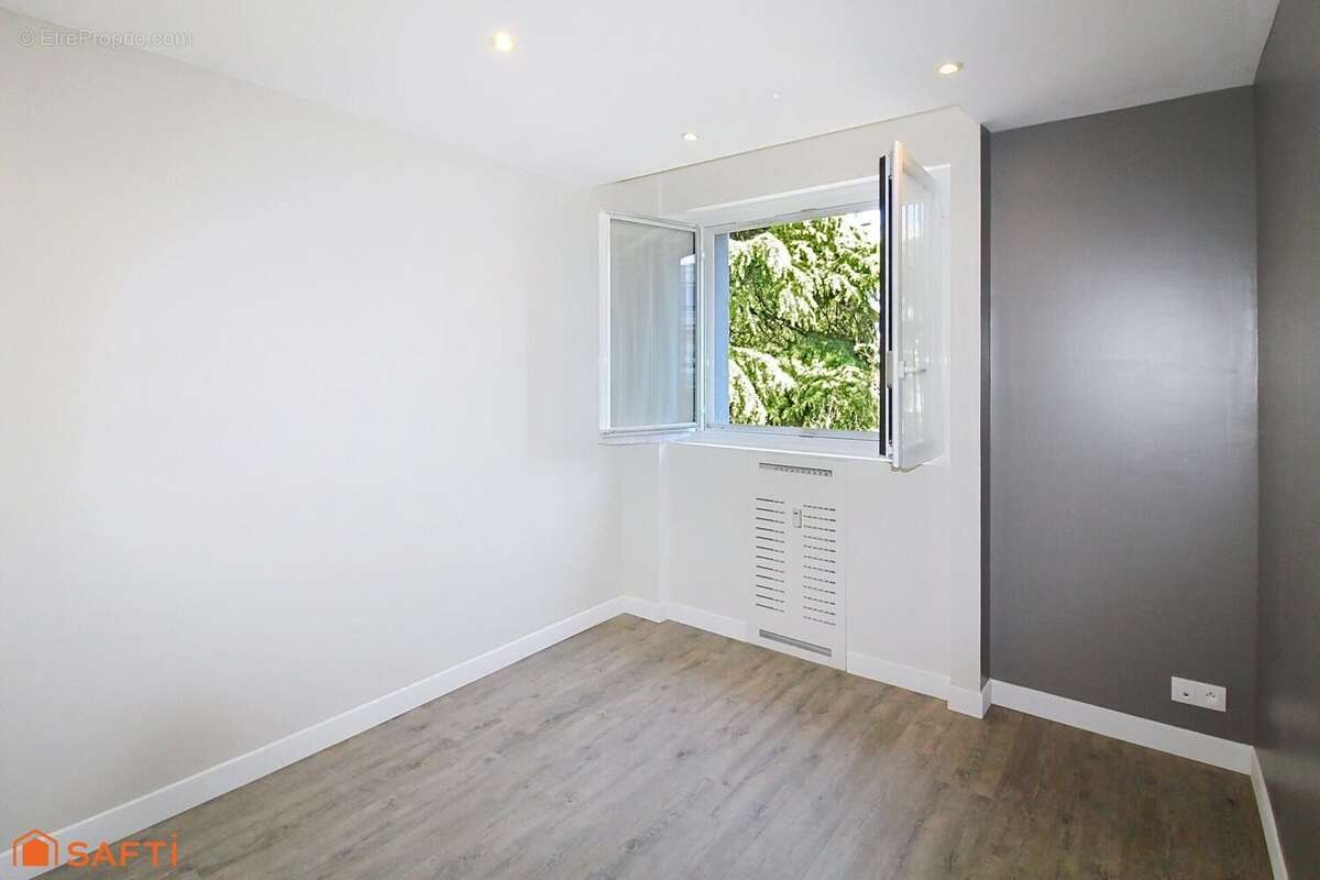 Photo 6 - Appartement à BOURG-LA-REINE