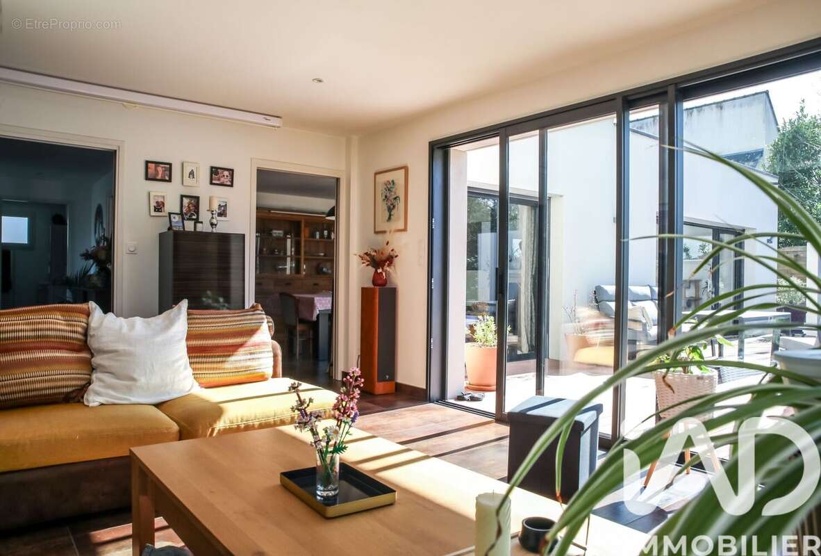 Photo 8 - Maison à SAINT-GONDRAN