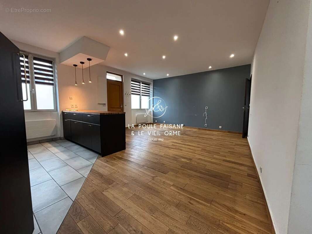 Maison à SAINT-LEGER-EN-YVELINES