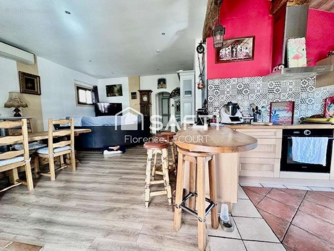 Photo 8 - Maison à TOURVES