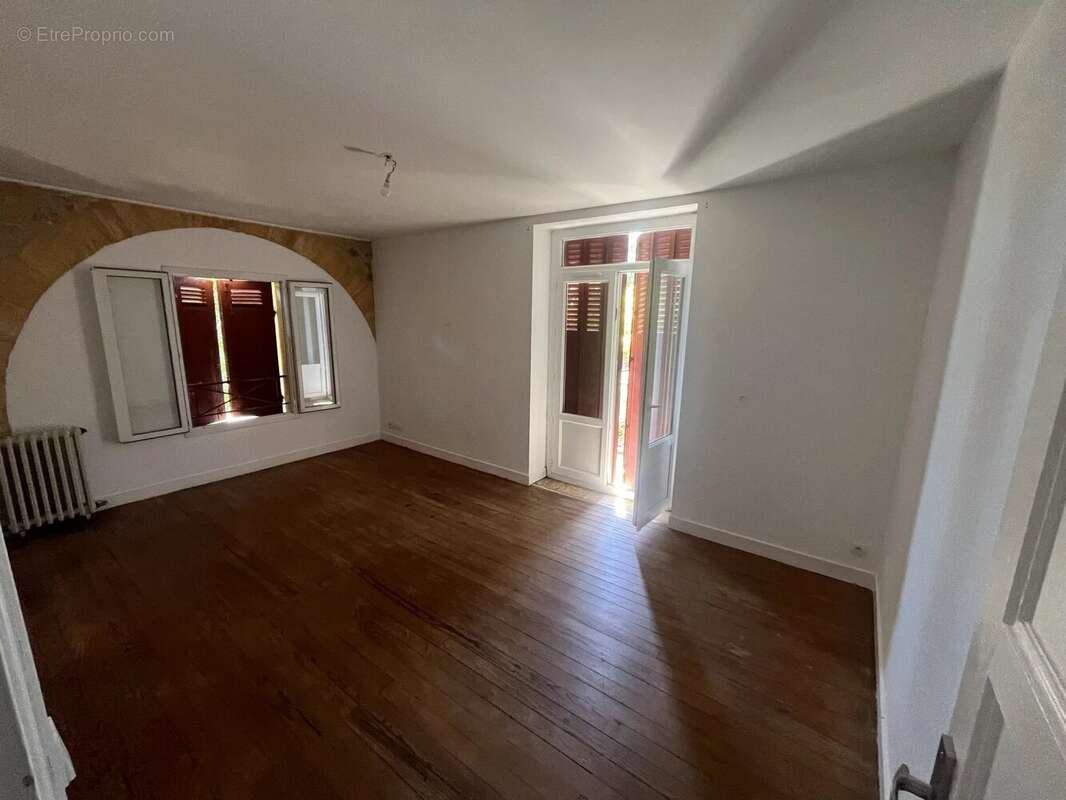 Vente maison en pierre t4 baurech 33880 - photo 8