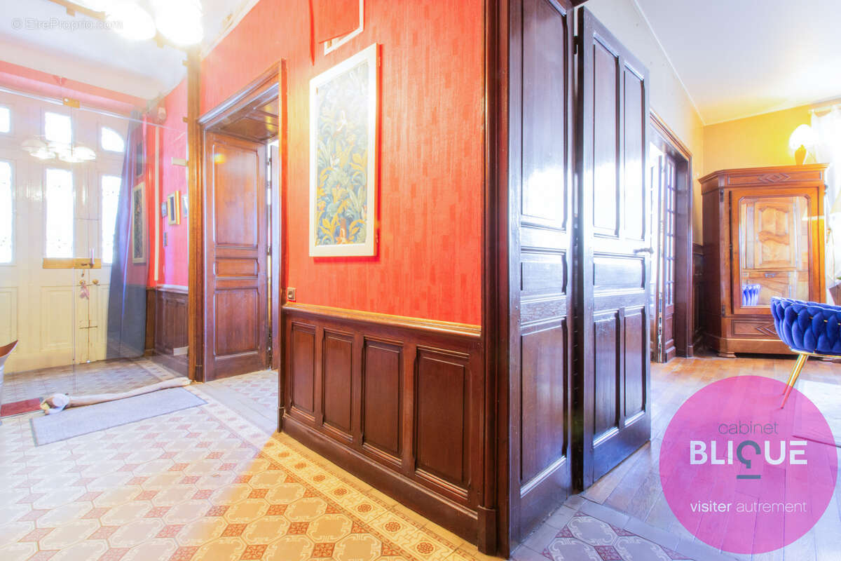 Maison à DOMEVRE-SUR-VEZOUZE