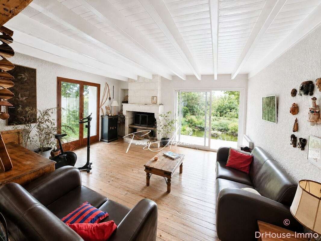 Maison 212 m² à Pont-L'abbe-D'arnoult  - photo 32