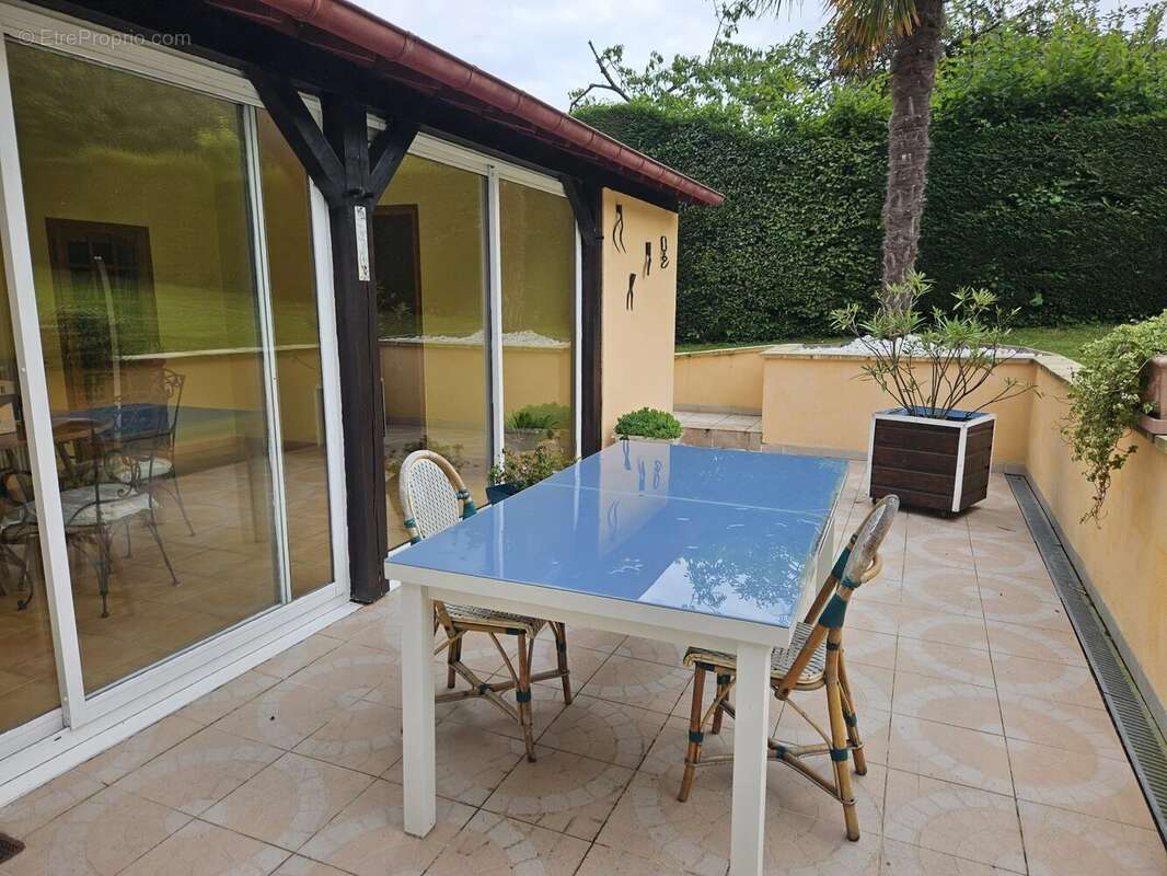 Maison à VILLERVILLE