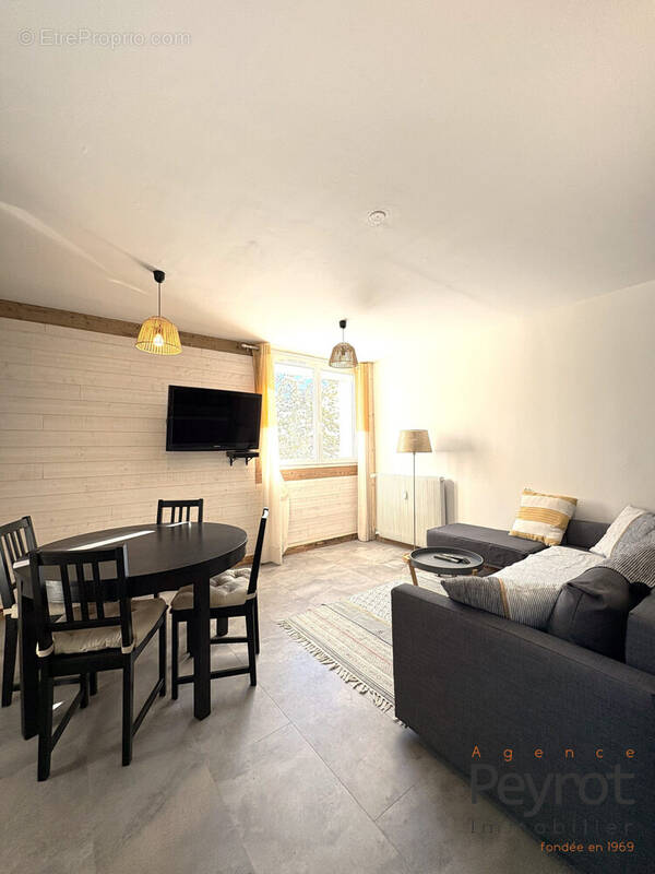 Appartement à FONT-ROMEU-ODEILLO-VIA