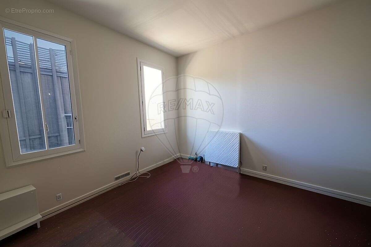 Appartement à MARSEILLE-7E