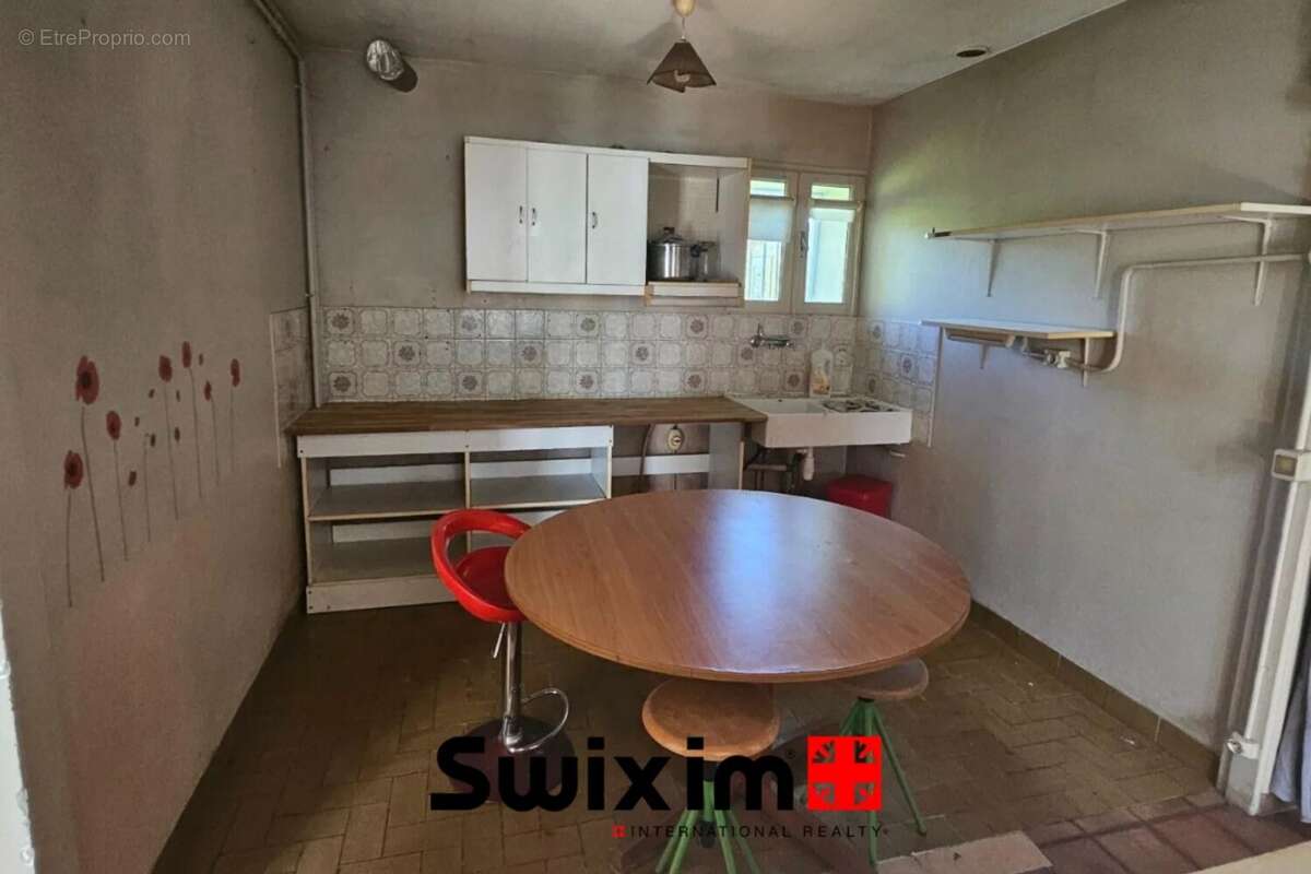 Maison à COUQUEQUES