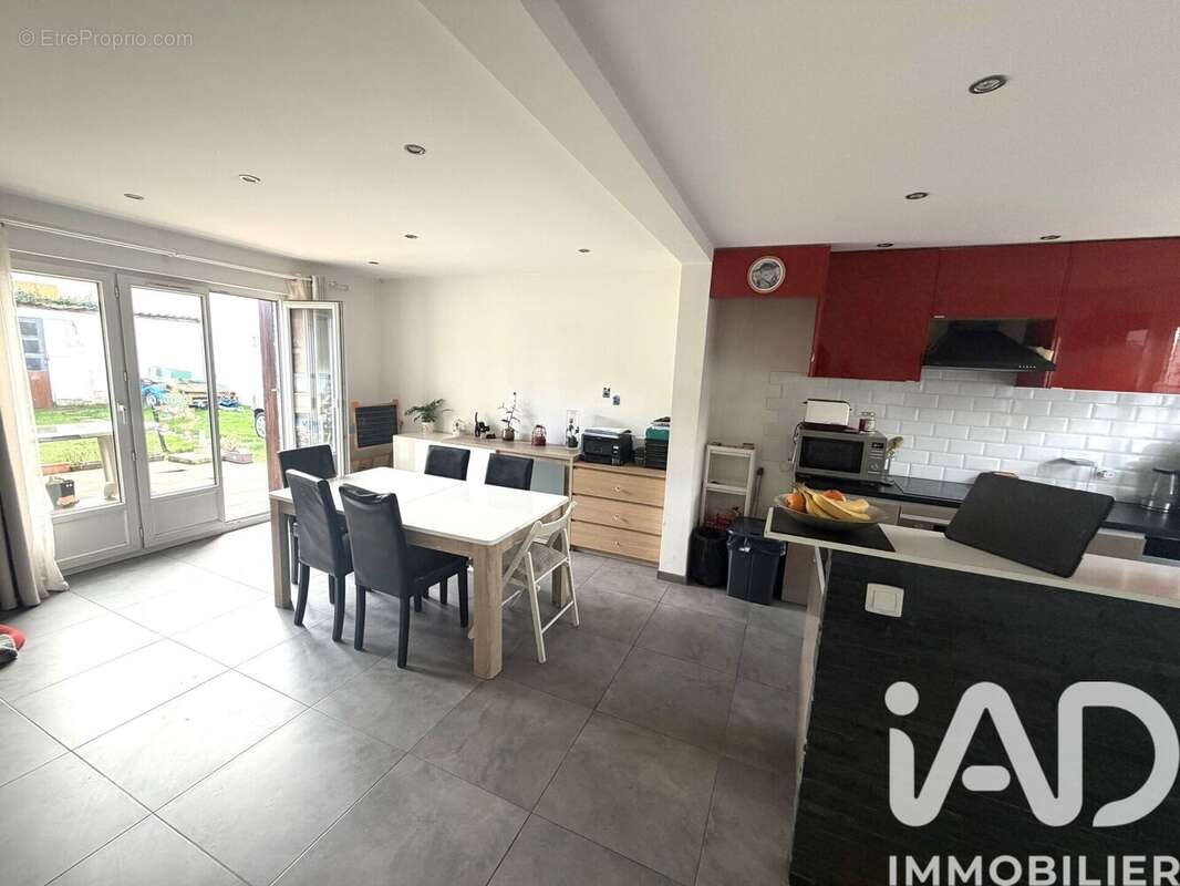 Photo 4 - Maison à OZOIR-LA-FERRIERE