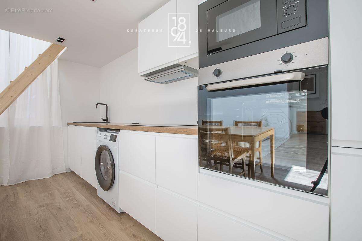 Appartement à MARSEILLE-7E