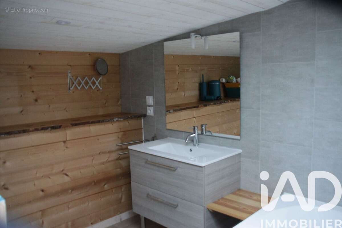 Photo 8 - Maison à BRANNE