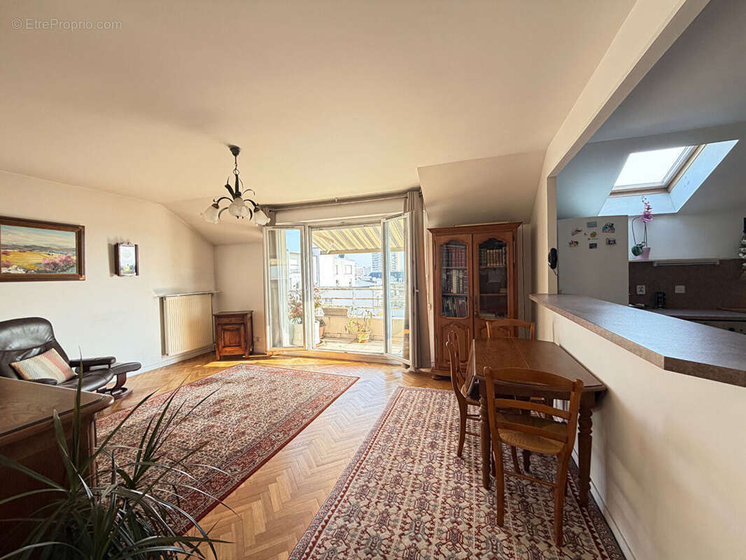 Appartement à VILLEJUIF