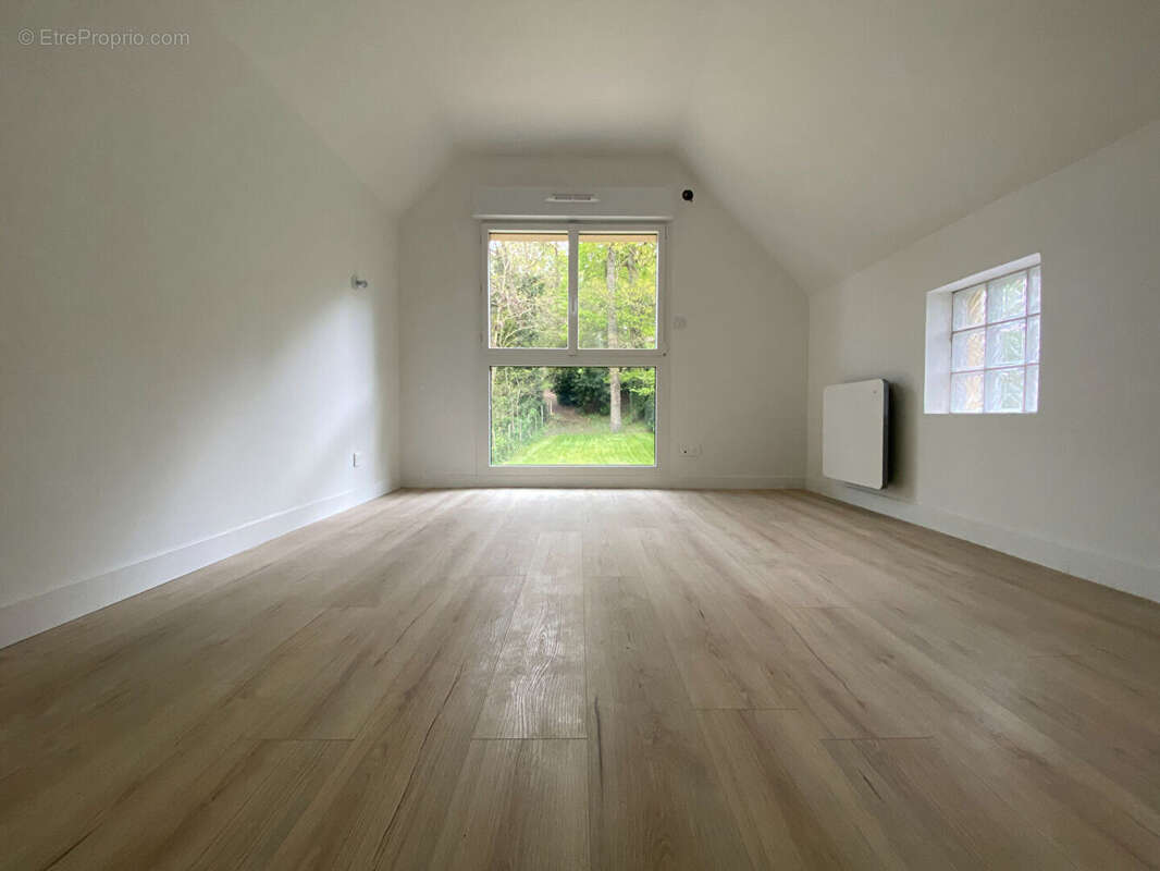 Maison à MONTFORT-L'AMAURY