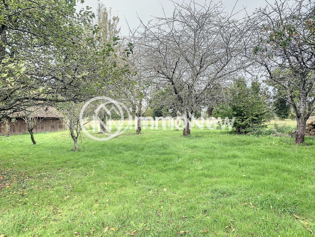 propriété de charme /Le Val Saint Père/ 6 Logements, 3.5 hectares - photo 15