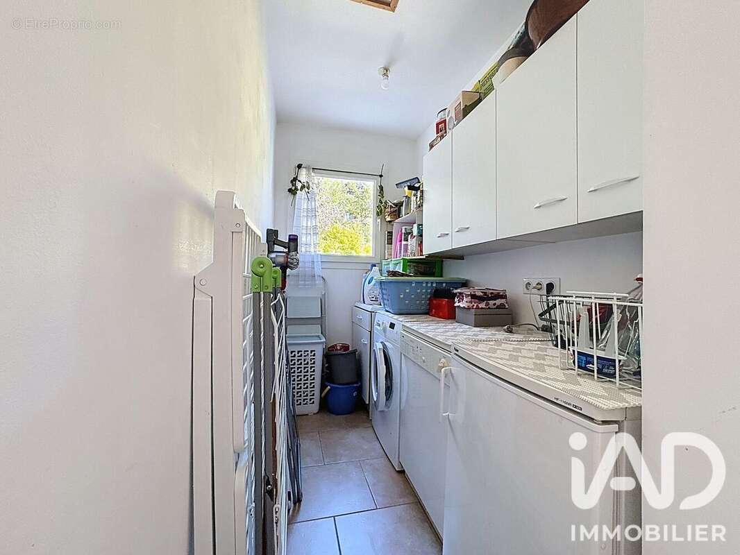 Maison 151 m² à Vaunaveys-La-Rochette  - photo 7