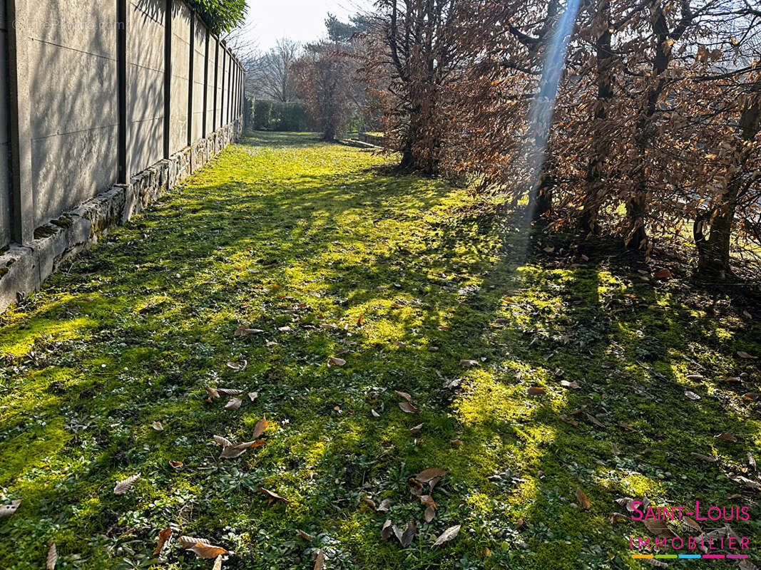 Terrain à AIGREMONT